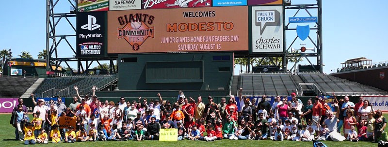 Giants group picture